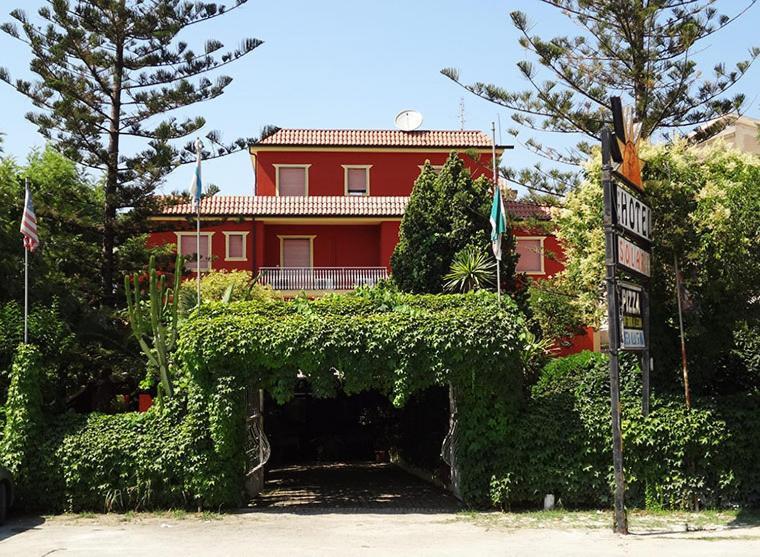 Hotel Ristorante Solari Briatico Extérieur photo