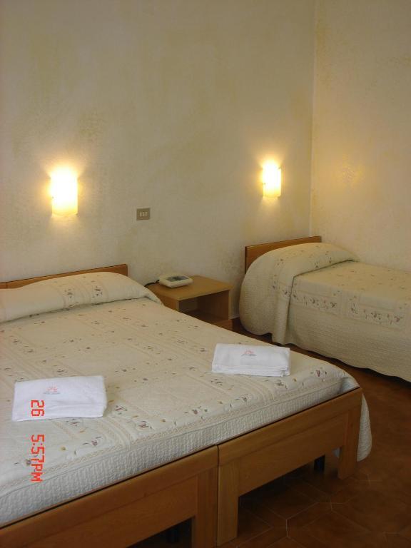 Hotel Ristorante Solari Briatico Chambre photo